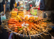 Nikmati Kelezatan di Food Street, Surganya Wisata Kuliner
